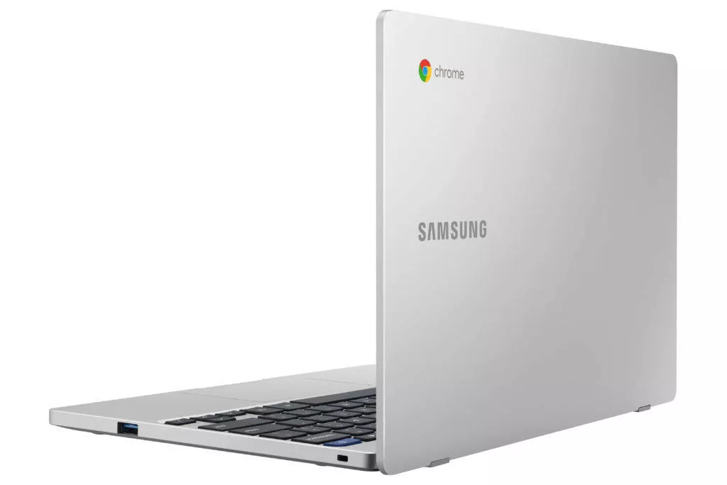 chromebook 4 zadni strana