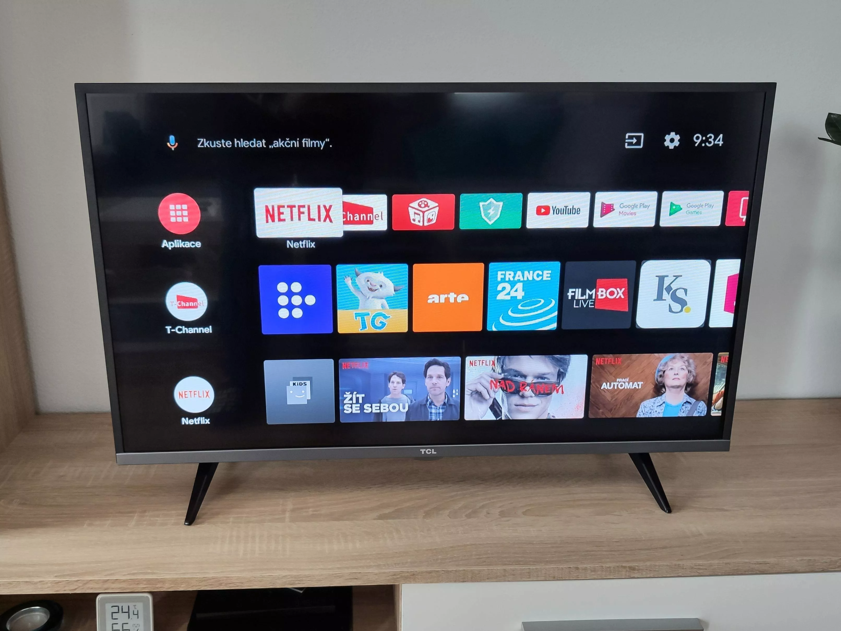 Телевизоры андроид тсл. Телевизор TCL Android TV. Телевизор TCL 32 Android. TCL 32s5200 комплектация. ТВ 32 смарт q7dr.