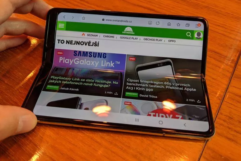 recenze na Samsung Galaxy Fold recenze na Samsung Galaxy Fold