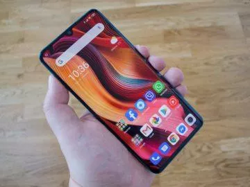 Xiaomi Mi Note 10 držení