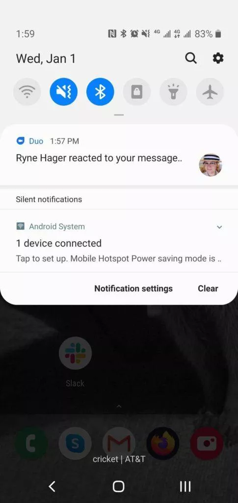 emoji reakce google duo