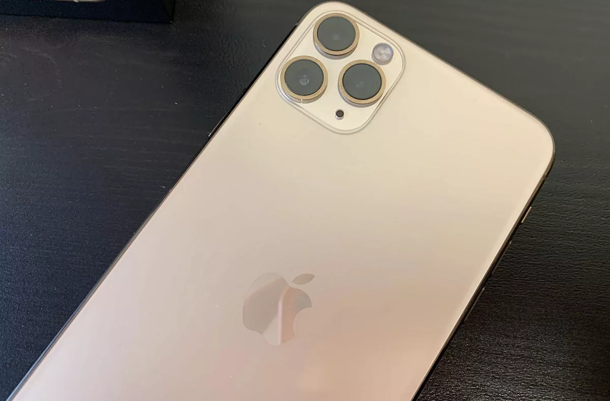 iPhone 11 Pro Max recenze: obstál Apple před Androidem?