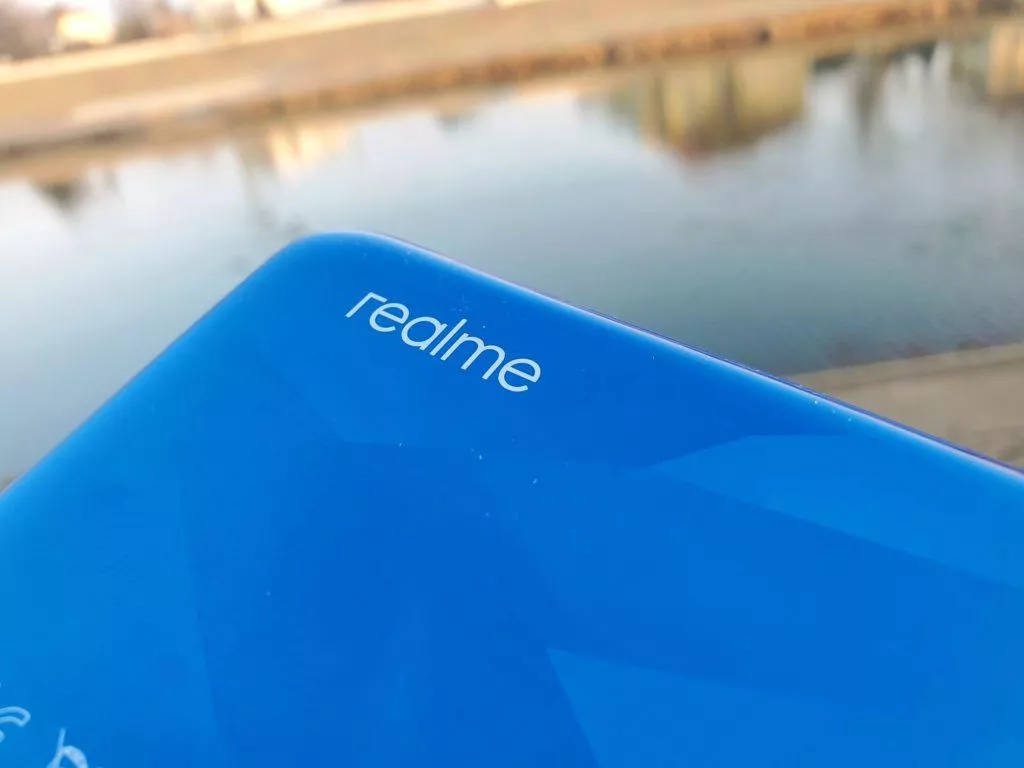 realme 5 logo