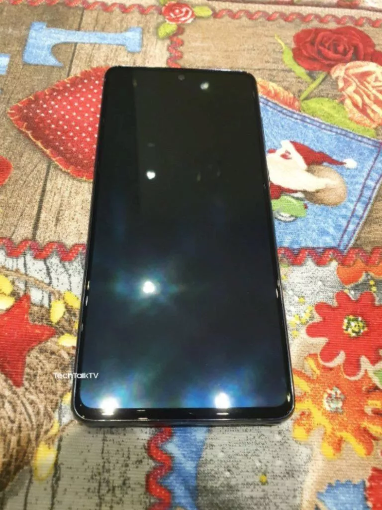 reálné fotky Galaxy Note10 Lite 6