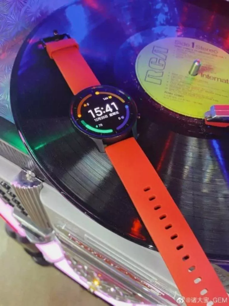 Xiaomi Mi Watch Color reálné fotky 2