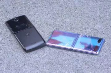 Motorola Razr 2019 Samsung Galaxy Z Flip crashtest