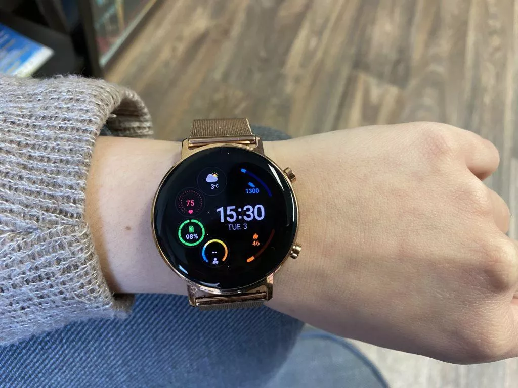 huawei růžové hodinky