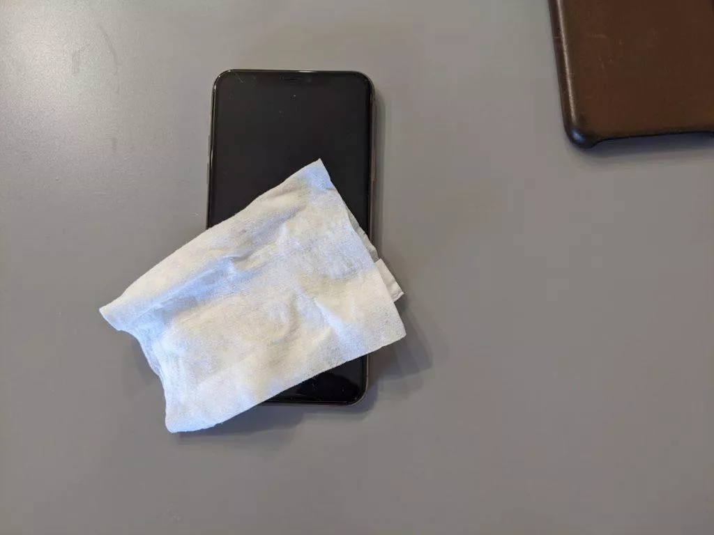 jak umýt mobil
