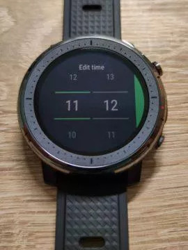 recenze Xiaomi Amazfit Stratos 3 budíky