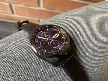 ticwatch pro černé