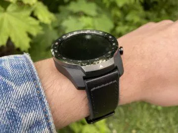 ticwatch pro čitelnost