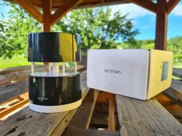 Netatmo anemometr u krabice