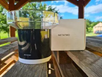 Netatmo srážkoměr u krabice