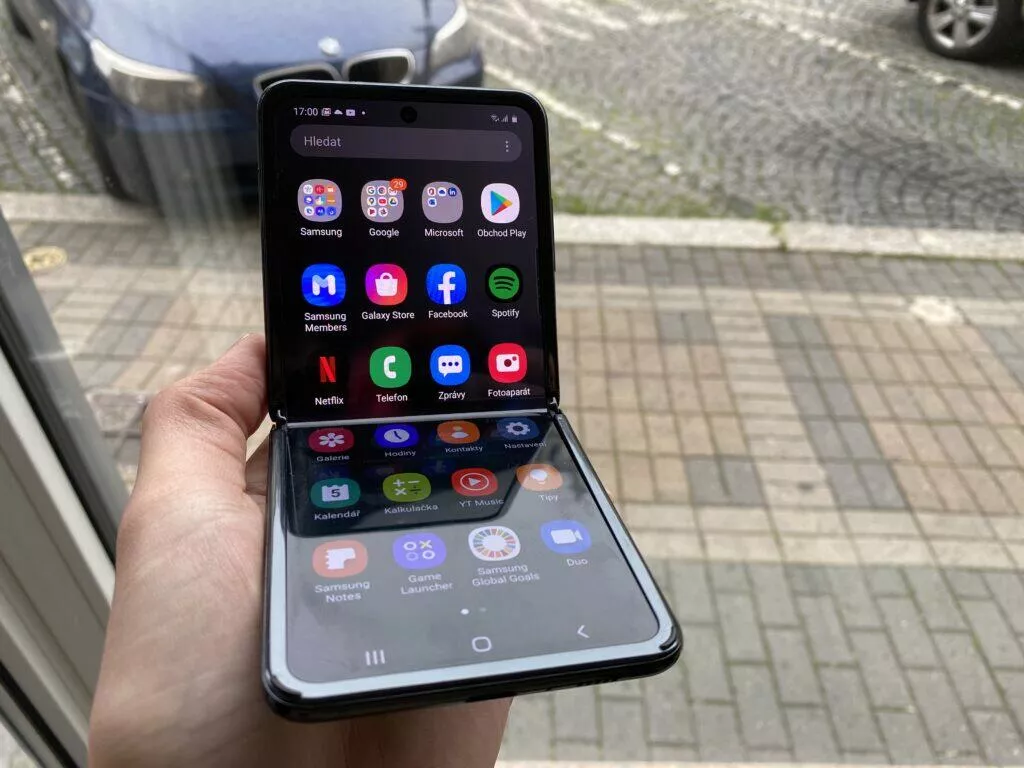 používání galaxy z flip