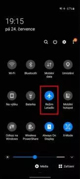 jak tajně přečíst zprávu mód letadlo