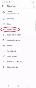 Jak vypnout autokorekci v telefonu gboard