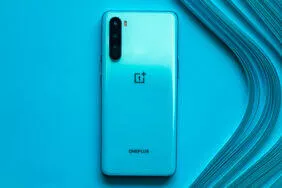 oneplus nord problémy s displejem