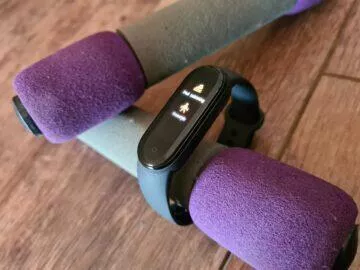 Xiaomi Mi Band 5 freestyle posilování