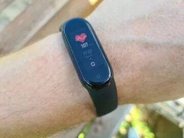 Xiaomi Mi Band 5 měření tepu