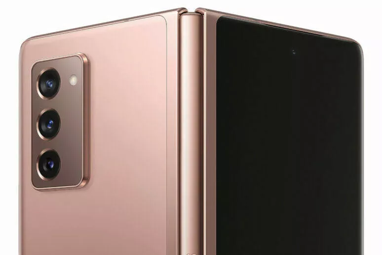 Ohebný telefon Galaxy Z Fold 2 poodhalen