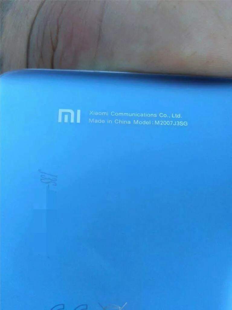 xiaomi mi 10t unikle fotky zadni napis