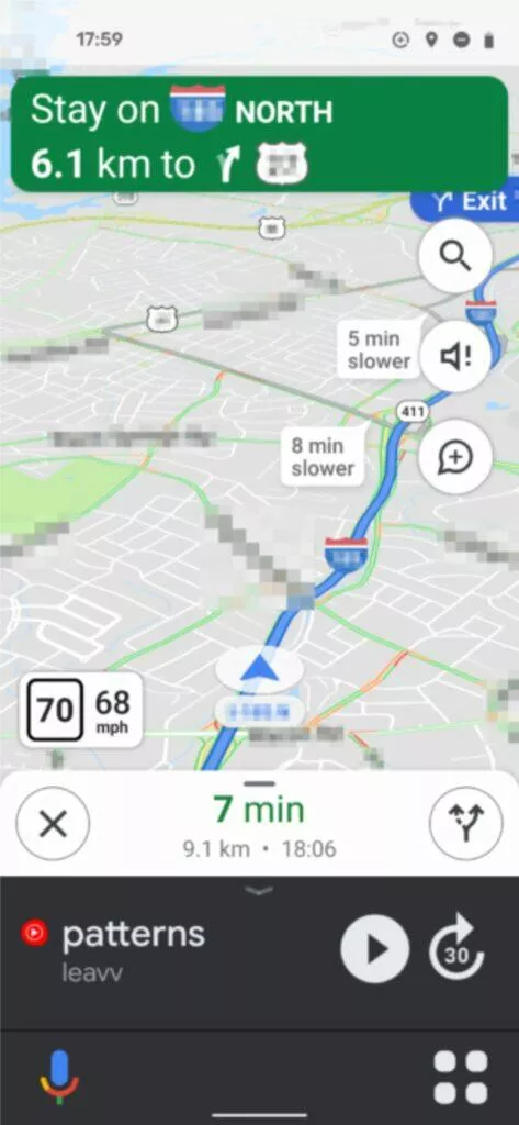 Google Mapy Android Auto navigační panel náhled světlý