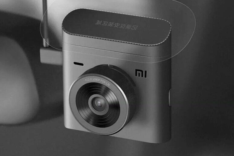 kamera Mi Dashcam 2 Standard Edition predstaveni