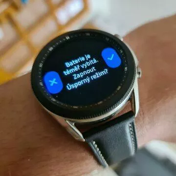 Samsung Galaxy Watch3 úsporný režim vybitá baterie