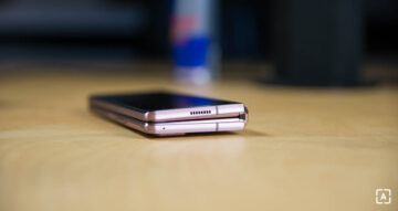 Samsung-Galaxy-Z-Fold-2-3.jpg