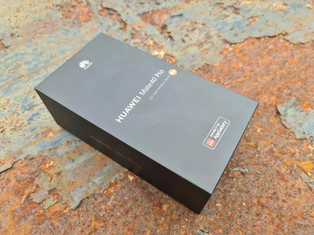 testování Huawei Mate 40 Pro balení