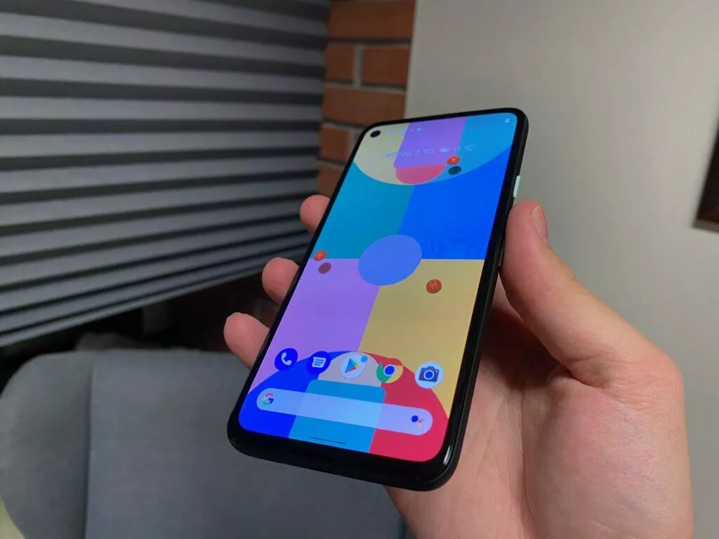displej Pixel 4a