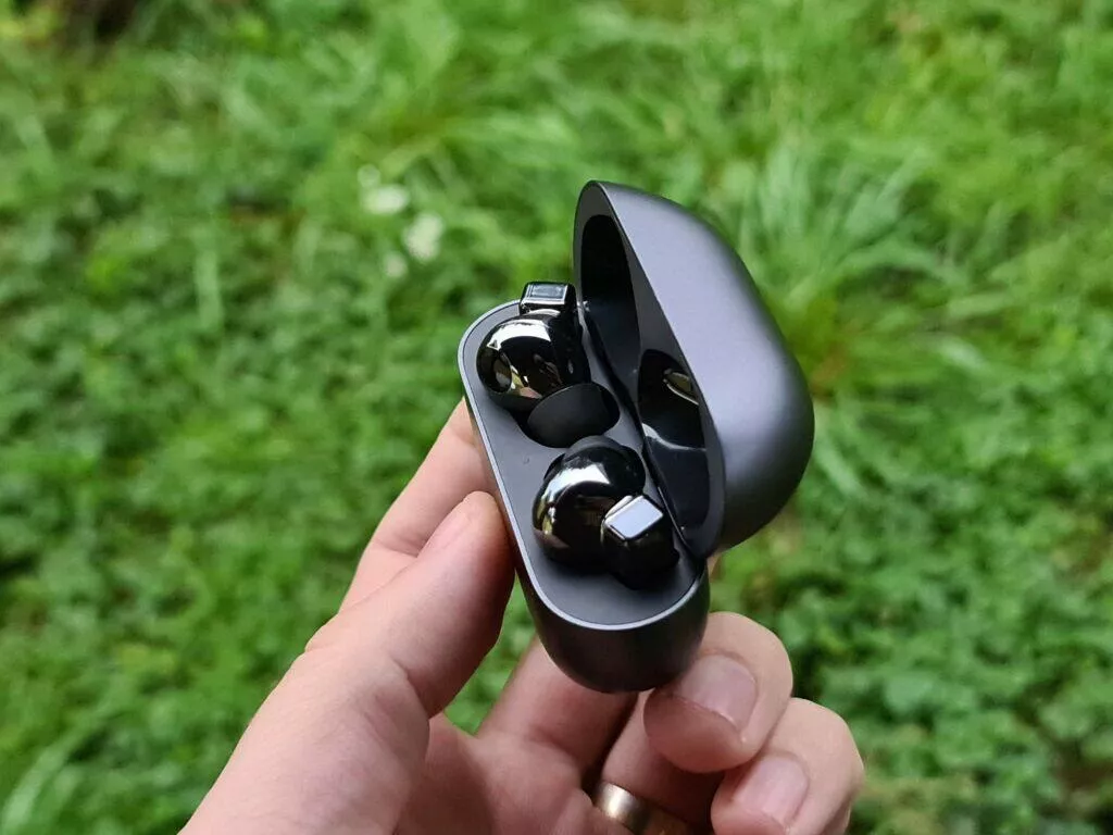 Huawei FreeBuds Pro pouzdro otevřené vrch