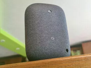 Nest Audio recenze bar zespodu