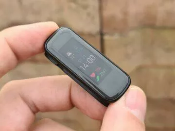 Samsung Galaxy Fit2 tělo displej 1