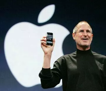 Steve Jobs prvni iPhone