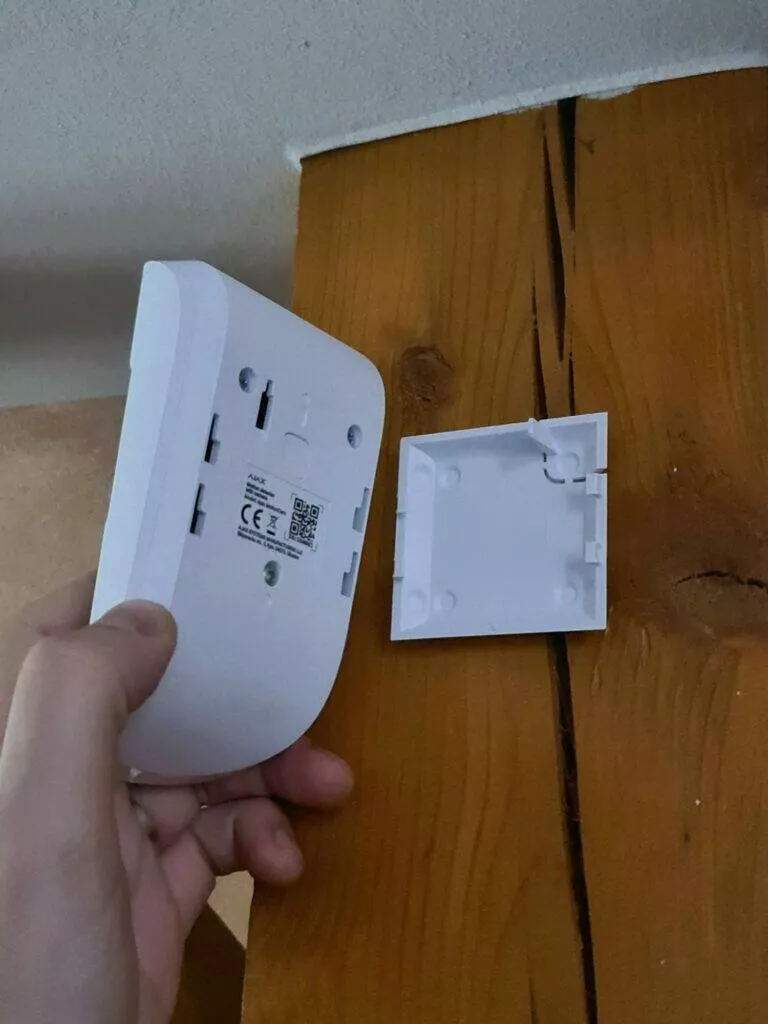 detektor pohybu instalace