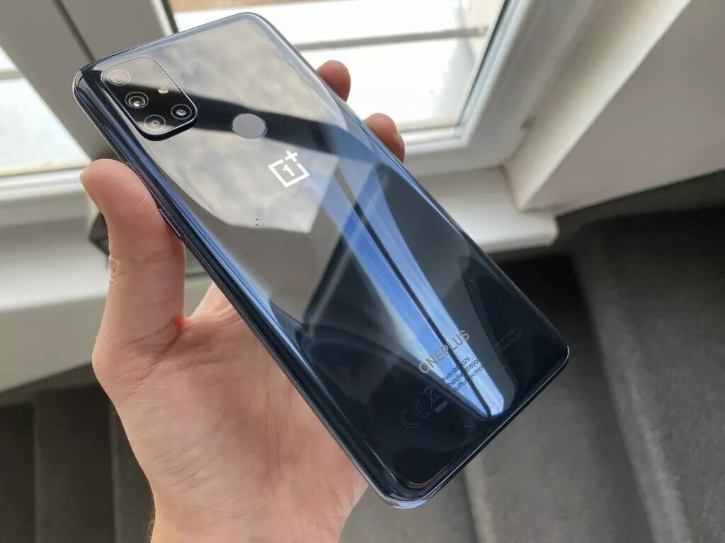 nový telefon oneplus
