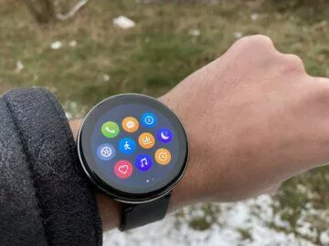 Huami Amazfit Nexo