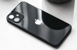 apple snižuje výrobu iphone 12 mini