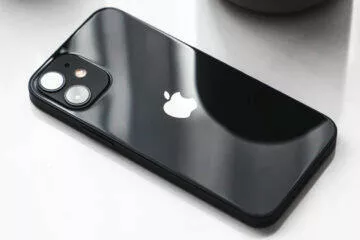 apple snižuje výrobu iphone 12 mini