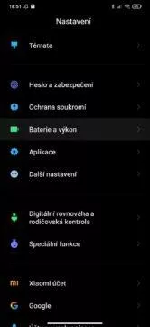 MIUI 12 zpomalený mobil baterie a výkon