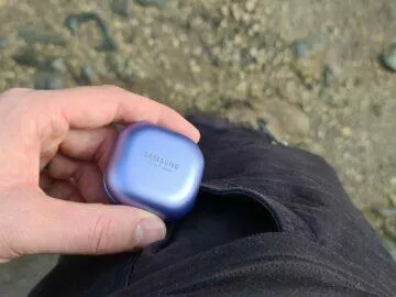 Samsung Galaxy Buds Pro kapsa pouzdro zavřené