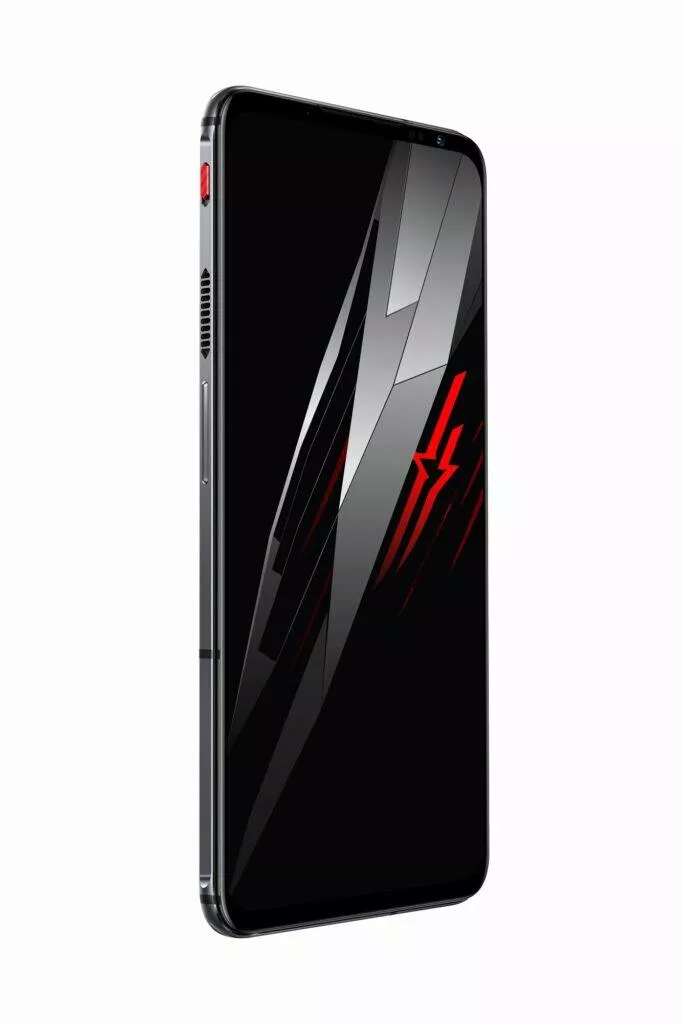 ZTE Nubia RedMagic 6 Pro bok