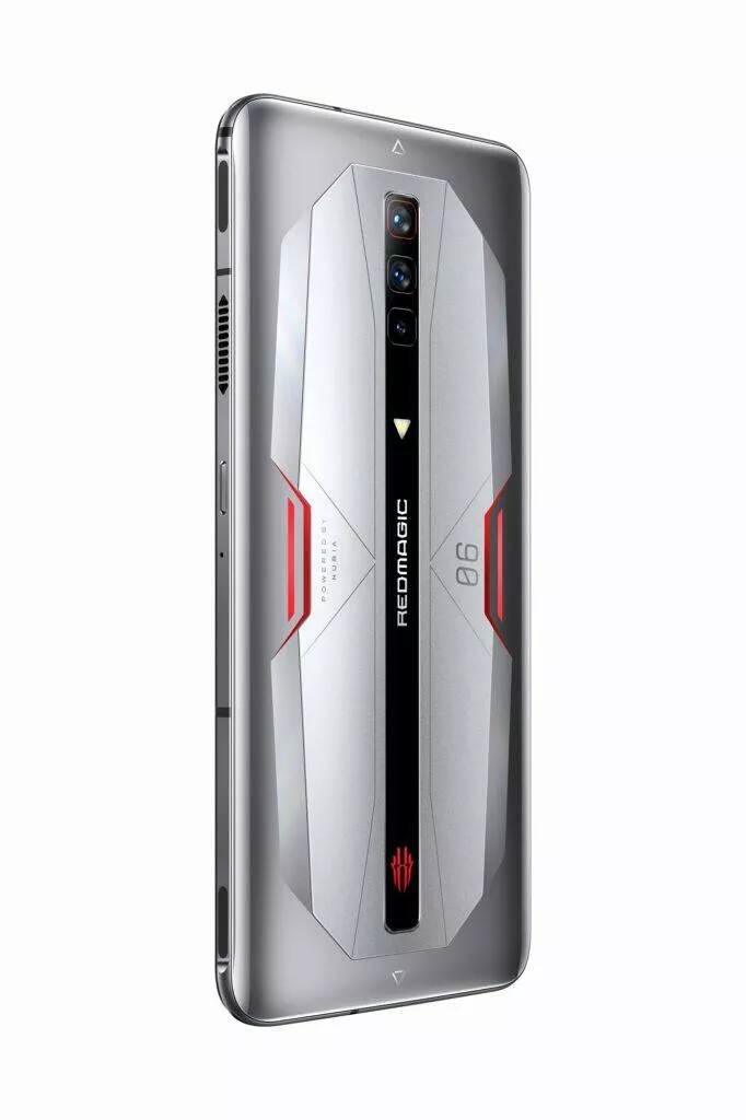 ZTE Nubia RedMagic 6 Pro záda bok