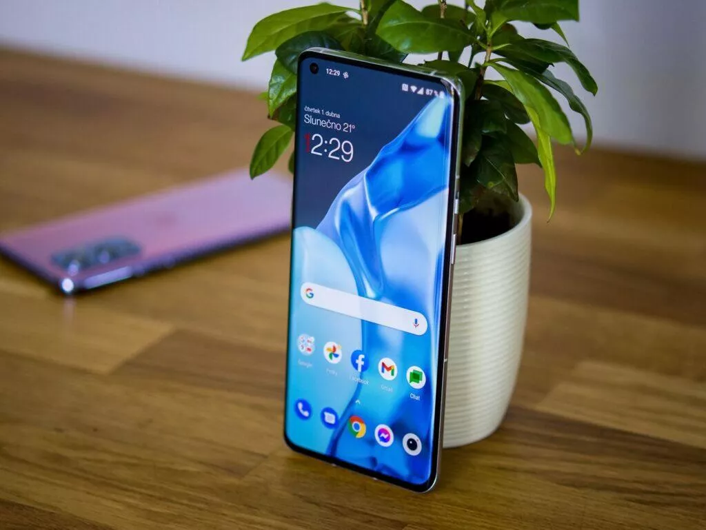 OnePlus 9 recenze OnePlus 9 recenze