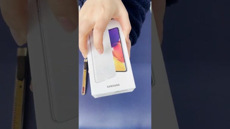 Samsung Galaxy A82 5G live Unboxing video (Quantum 2)