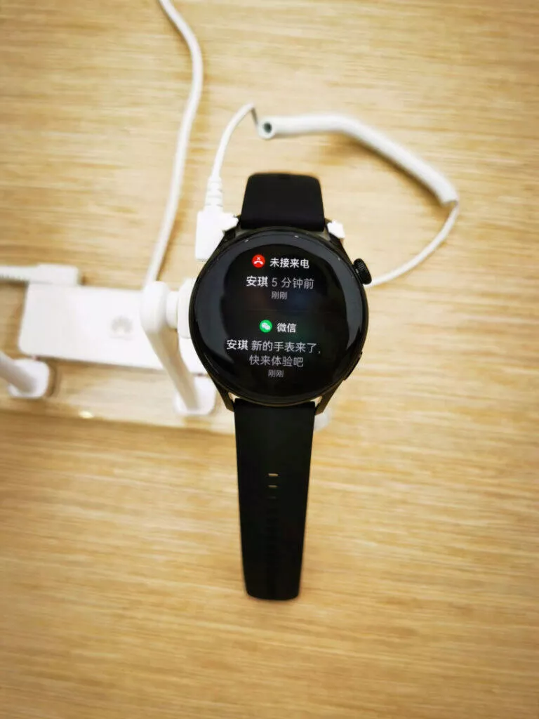 Huawei Watch 3 leak displej