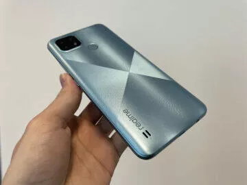 realme c21 recenze