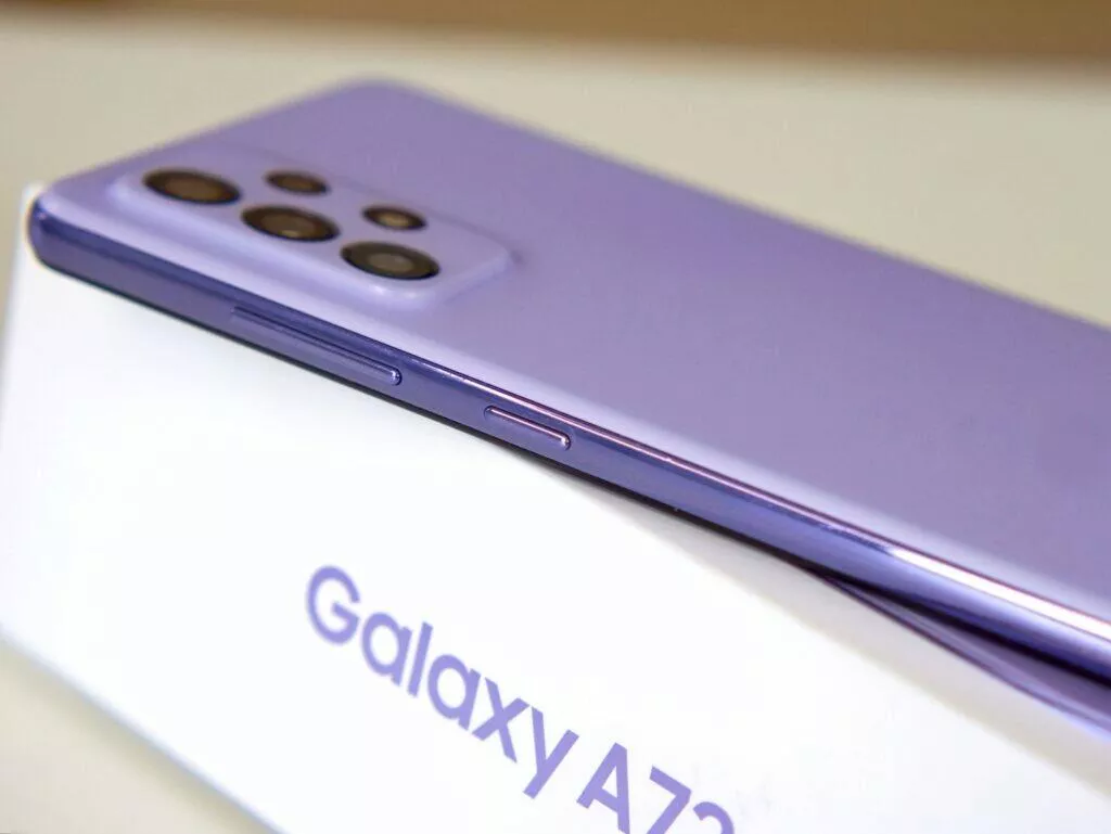 samsung galaxy a72 bok