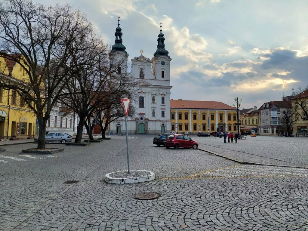 samsung galaxy a72 primarni namesti